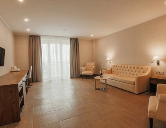 2-местное 2-комн. люкс с балк. катег. В - Отель Amza Park Hotel / Амза Гагра