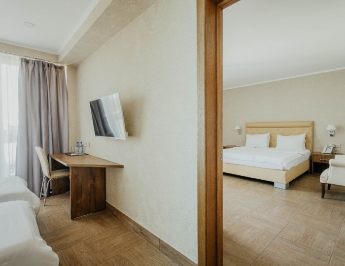 4-мест. 2-комн. семейный с балк. - Отель Amza Park Hotel / Амза Гагра